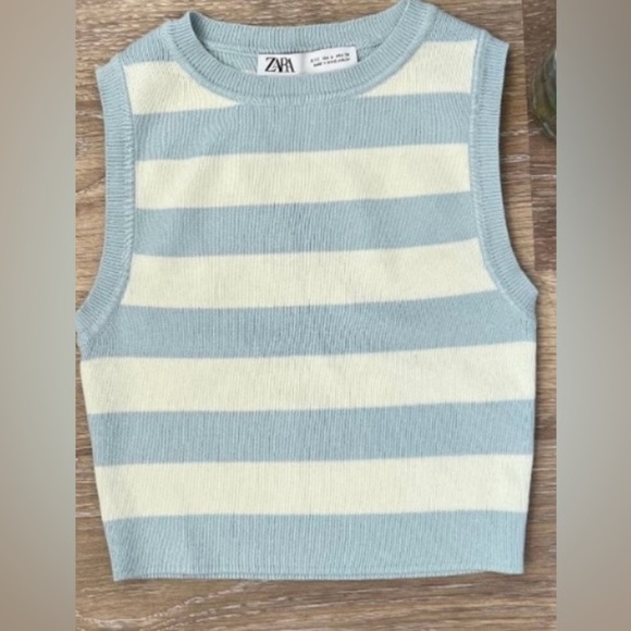 Zara Tops - NWT ZARA CROPPED KNIT TOP LIGHT BLUE AND WHITE STRIPED STRIPS N11